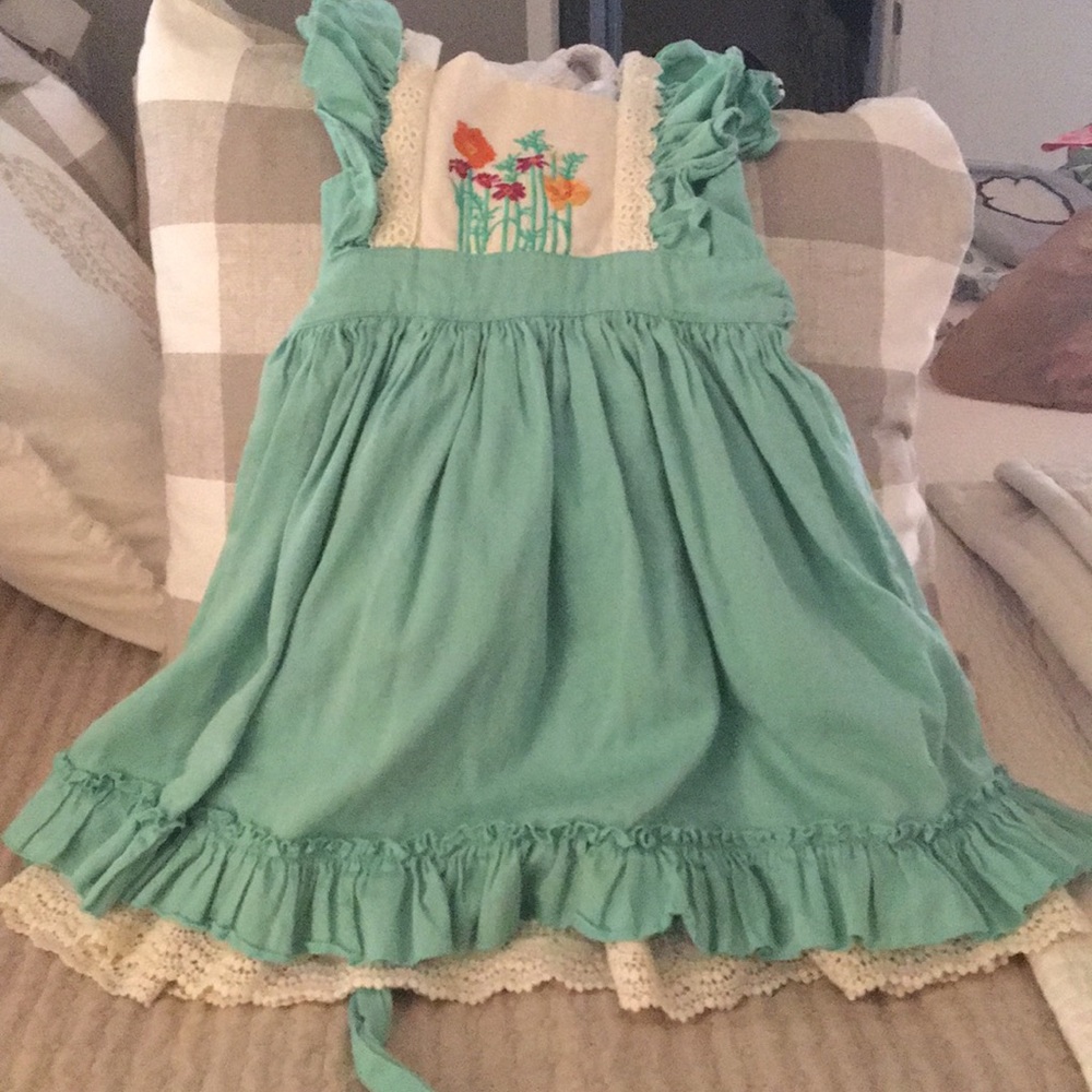 Sweetest little dress girls size 6